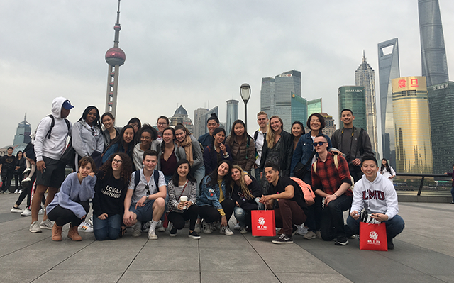 Spring Break 2018 China Trip Students gathered for photo